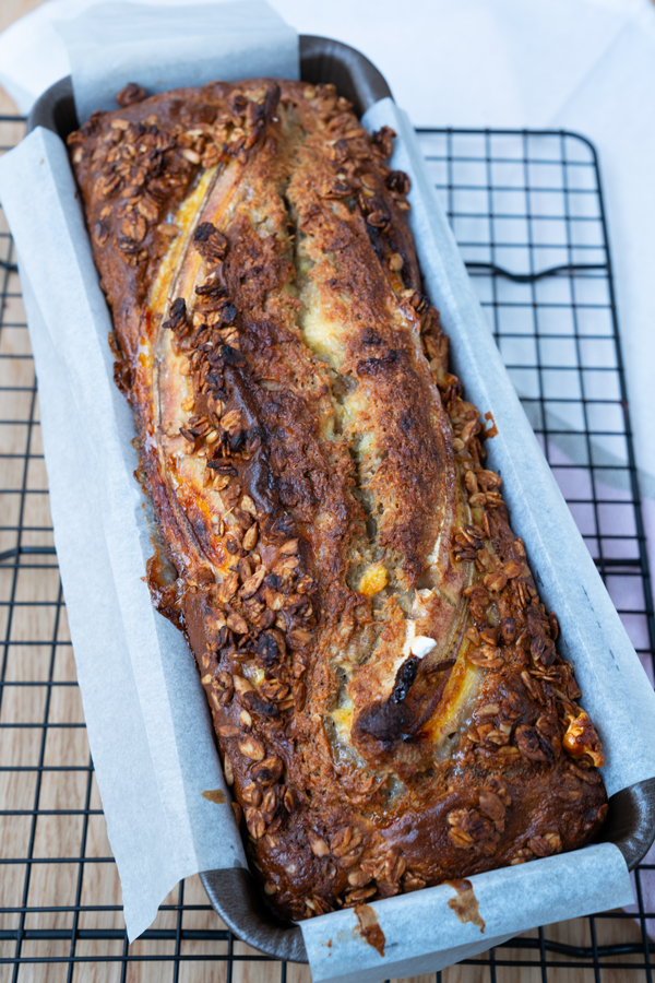 Banana Bread Facile Fourré à la Pâte d'Amande