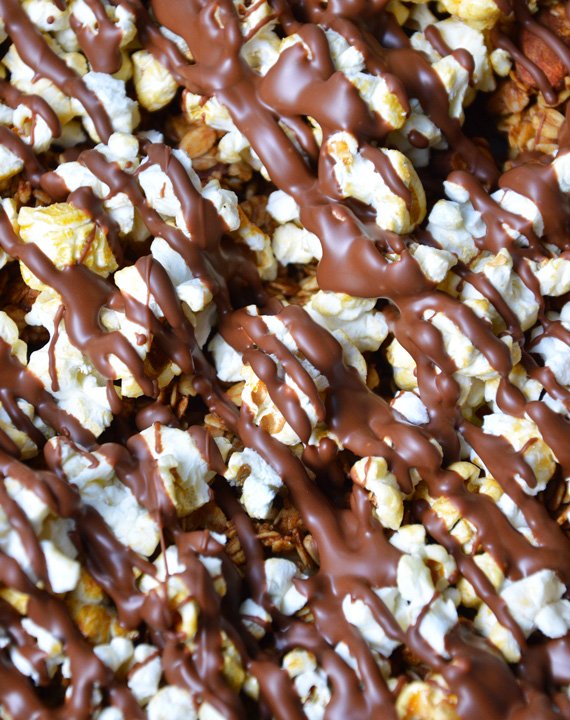 230403_granola-choco-drizzle_site