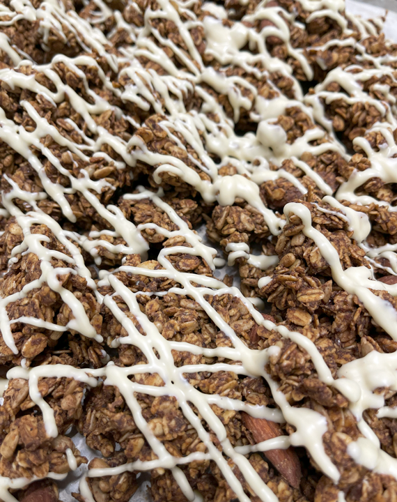 2410_granola-cinnamon-roll_site